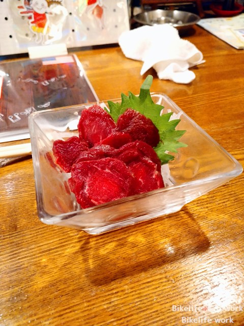 馬刺し