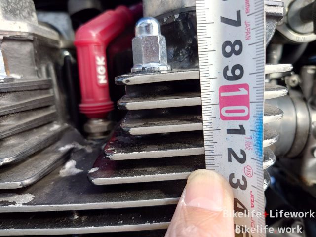 XJR1200,XJR1300のエンジンのフィンの間隔